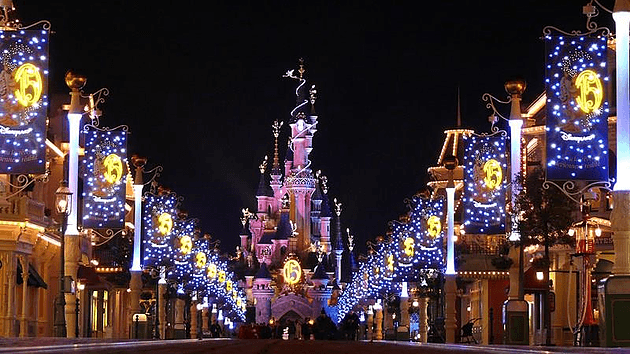 Main Street - Paris 25 aniversario