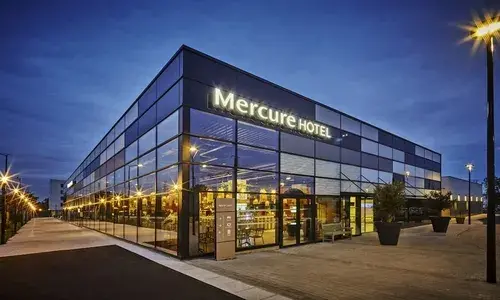 Mercure Paris Orly Aéroport 3 estrellas, hotel con restaurante, centro de bienestar y transporte gratuito al aeropuerto
