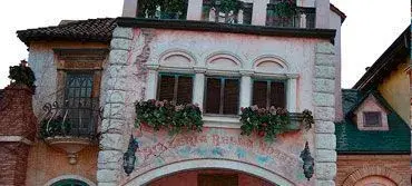 Pizzeria Bella Notte en Disneyland Paris con temática de La Dama y el Vagabundo