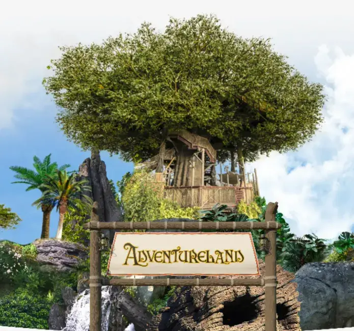 Zona Adventureland en Disneyland Paris, con atracciones como Pirates of the Caribbean y la montaña rusa de Indiana Jones