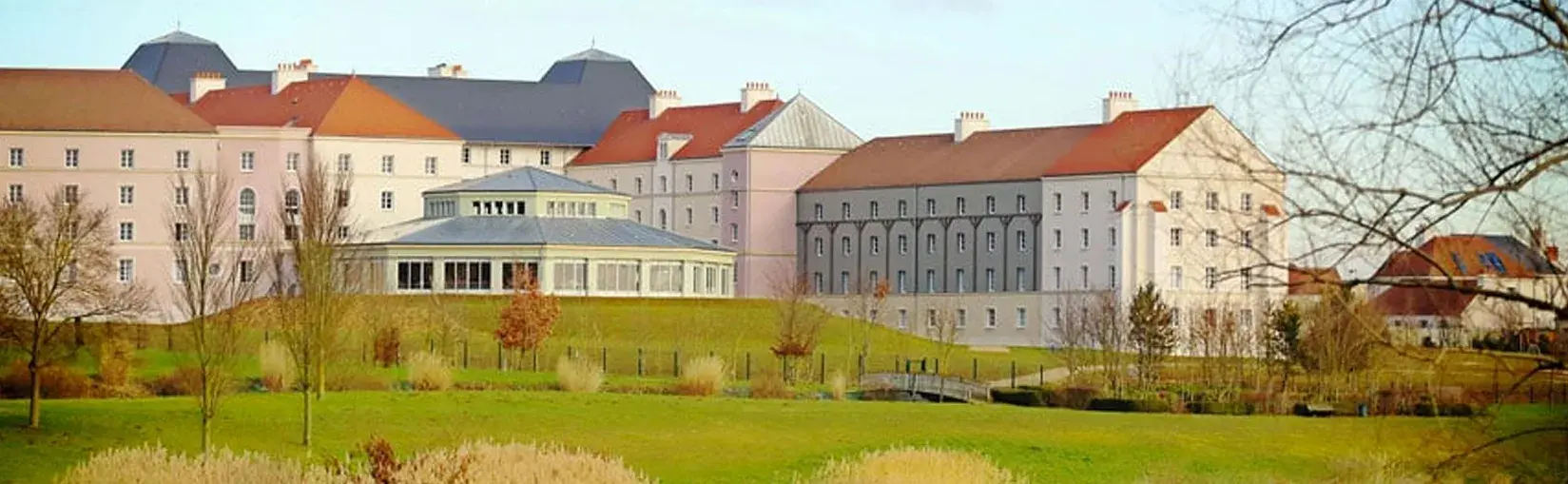 B&B Hotel Magny-le-Hongre, hotel cercano a Disneyland con wifi gratis, restaurante y transporte gratuito al parque