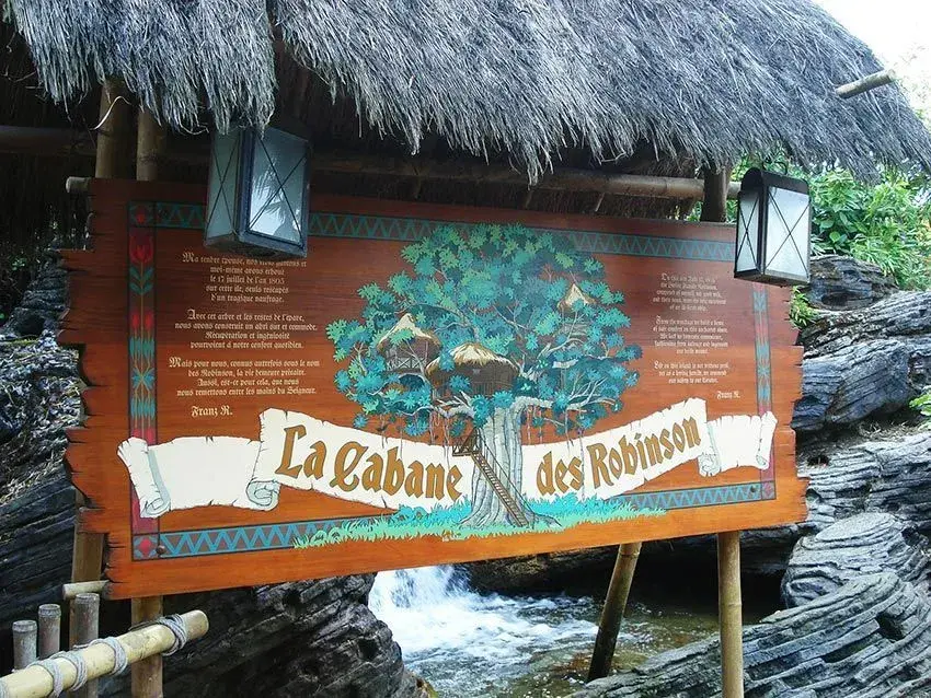 Entrada principal de La Cabaña de los Robinson en Adventureland