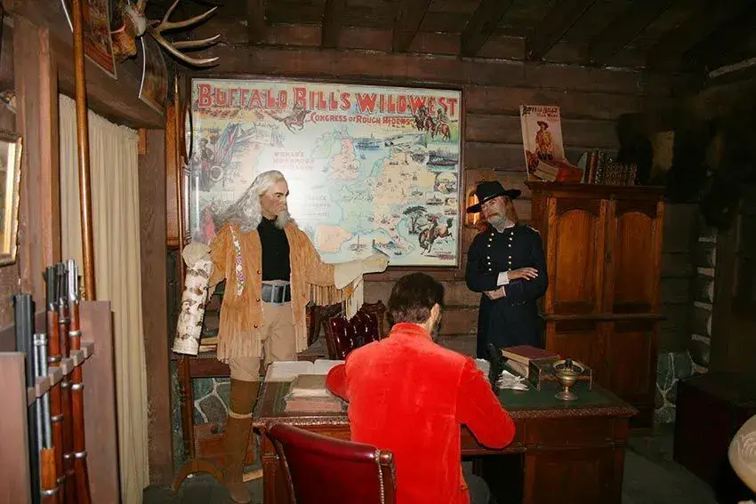 Figuras de cera de Buffalo Bill en Legends of the Wild West