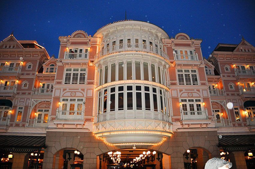 Habitaciones de lujo en Castle Club del Disneyland Hotel