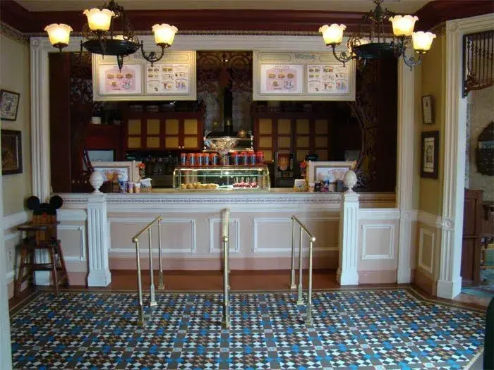 Victoria - 4