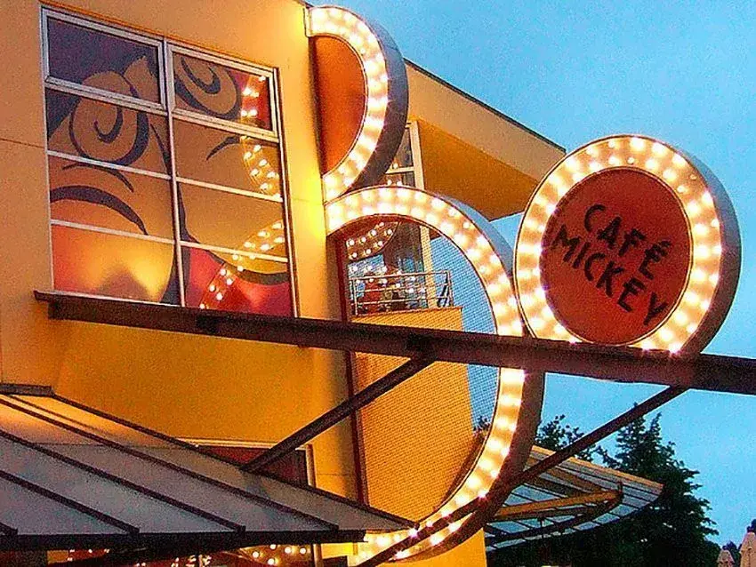 Café Mickey - 11