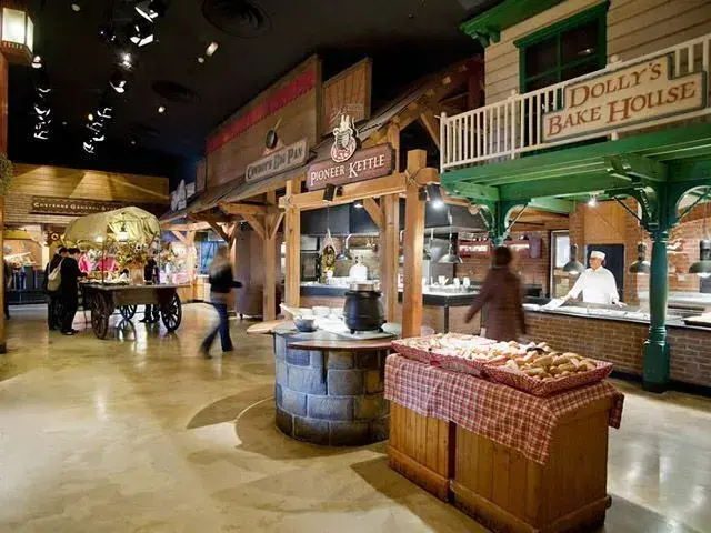 Chuck Wagon Cafe - 5