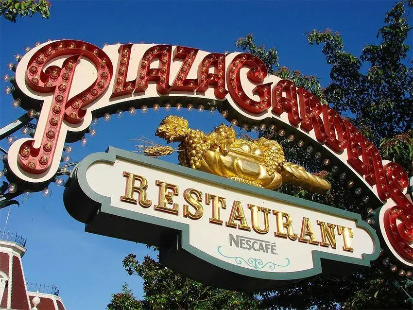 Plaza Gardens Restaurant en Main Street U.S.A. Disneyland París