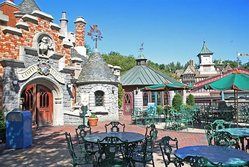 Toad Hall - 1