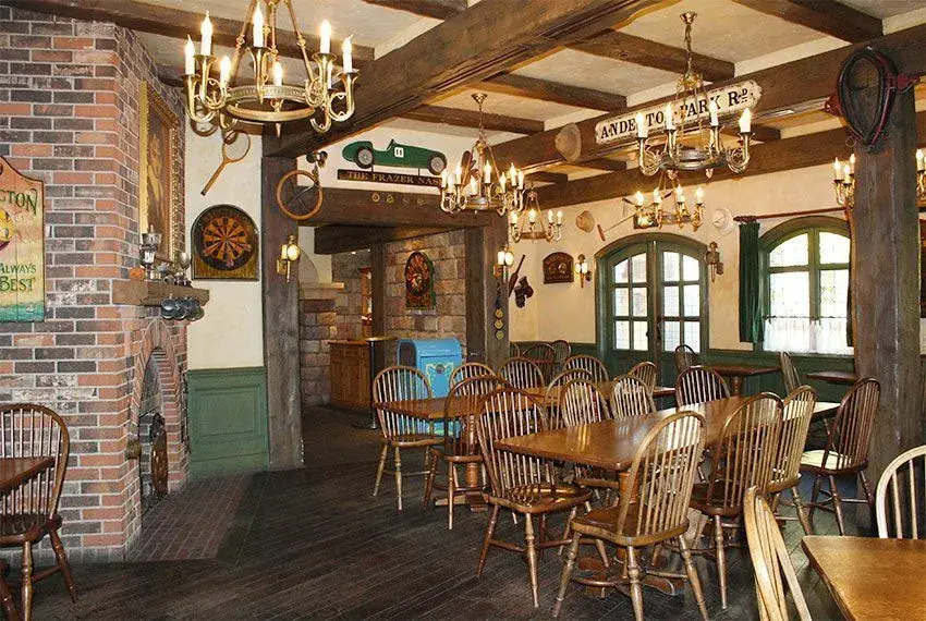 Toad Hall - 4