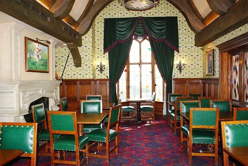 Toad Hall - 5